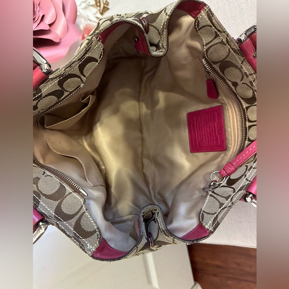Coach Bag - Picture 3 of 3
